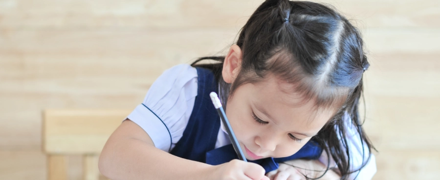 Banner Artikel 18 Cara Mengajari Anak Menulis agar Lancar dan Rapi