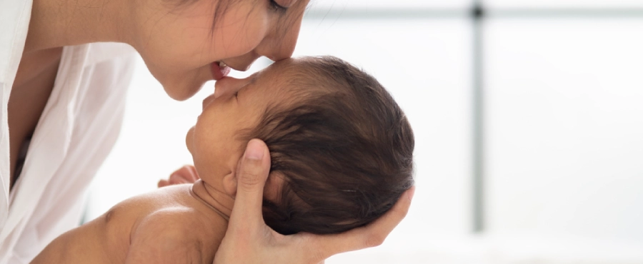 Banner Artikel Apa Itu Skin to Skin Bayi? Ini Manfaat dan Cara Melakukan yang Aman Banner Artikel Apa Itu Skin to Skin Bayi? Ini Manfaat dan Cara Melakukan yang Aman