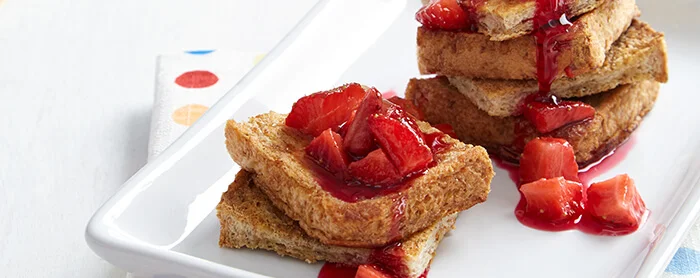 red-berry-french-toast_large